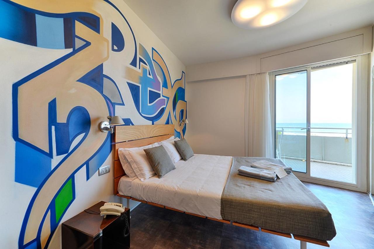 Hotel Rex - Fronte Mare Riccione Buitenkant foto