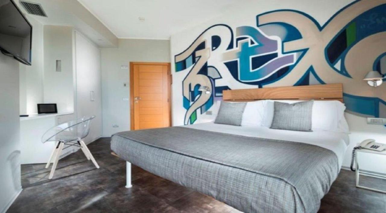 Hotel Rex - Fronte Mare Riccione Buitenkant foto