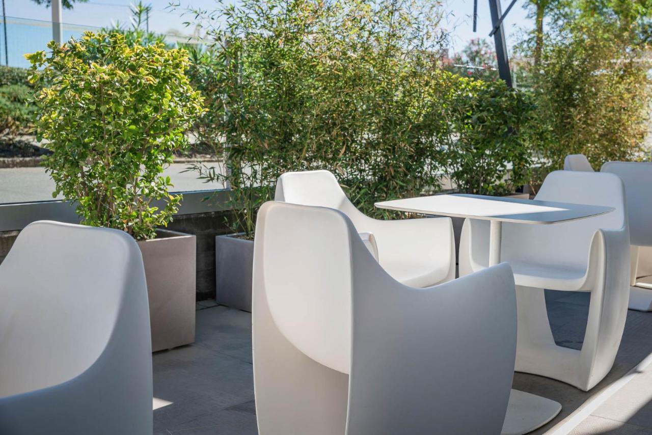 Hotel Rex - Fronte Mare Riccione Buitenkant foto