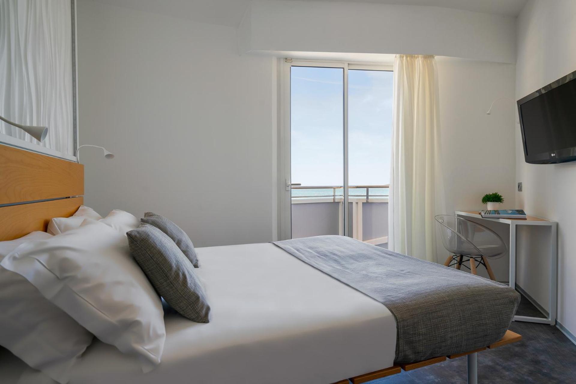 Hotel Rex - Fronte Mare Riccione Buitenkant foto